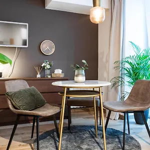 Cozy Modern In Prague's Absolute Center Prague