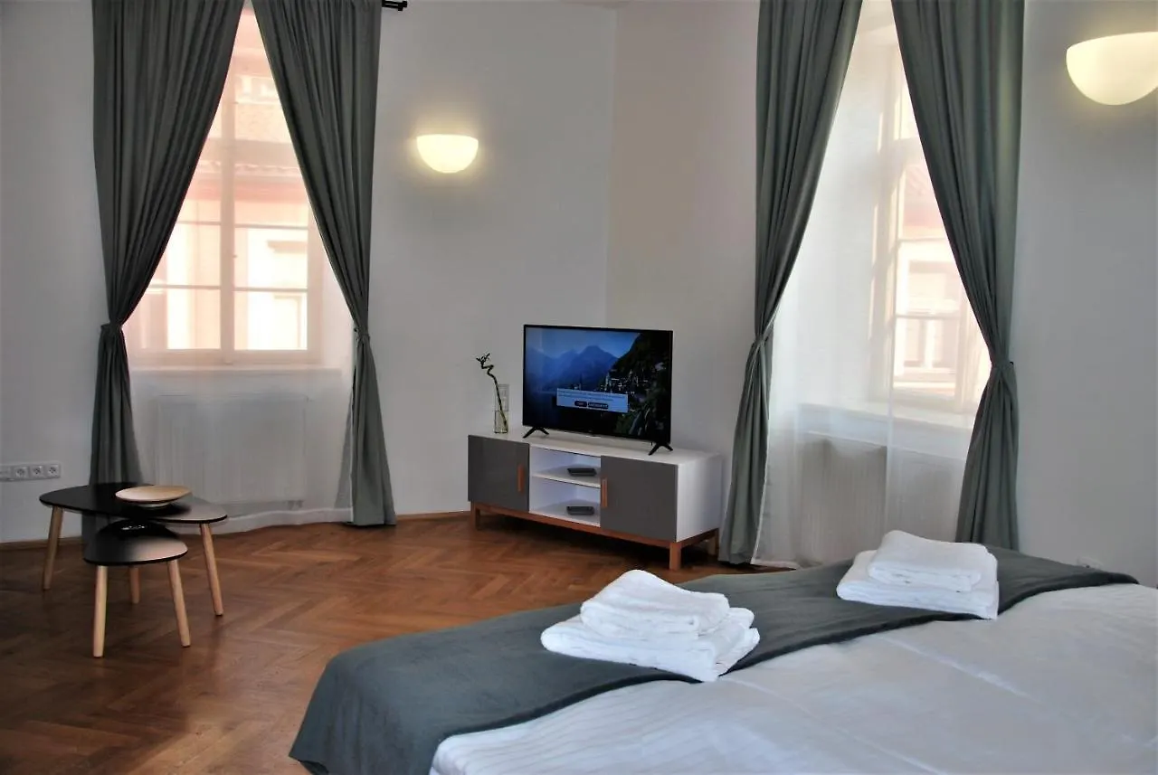 White Swan Boutique Apartments Prague 0*,